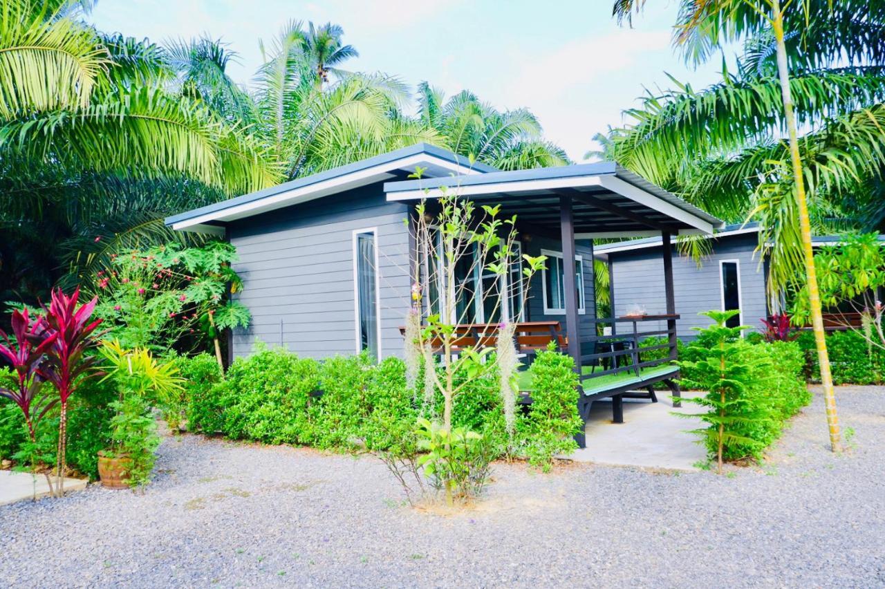 Bed and Breakfast Baantia Chomtawan Surat Thani Exterior foto