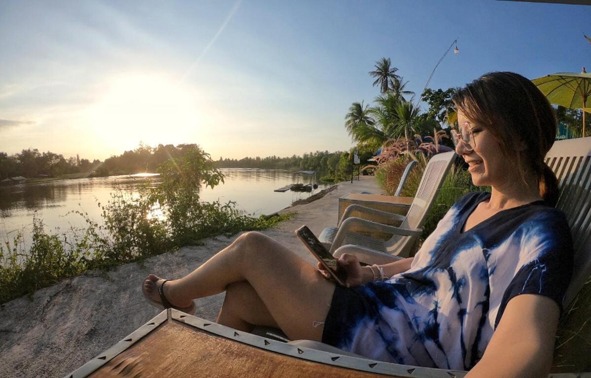 Bed and Breakfast Baantia Chomtawan Surat Thani Exterior foto